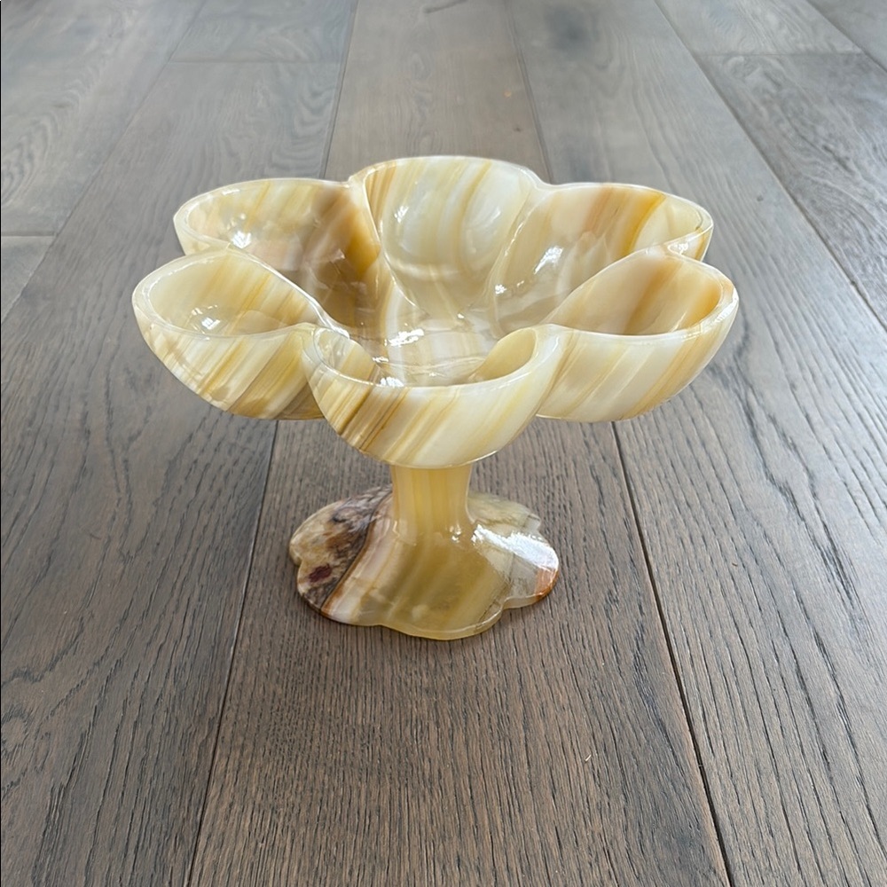 Onyx Rock Swirled Pedestal Bowl